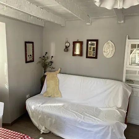 Pensión Lubenice-rodinis And Lubenice