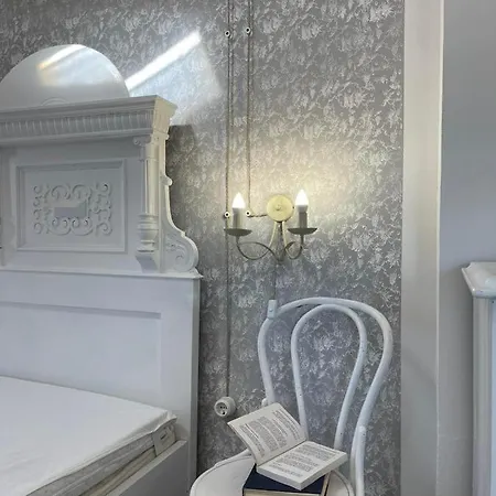 Lubenice-rodinis And Vendégház Lubenice