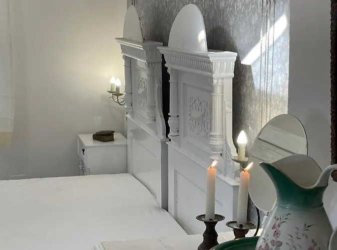 Lubenice-rodinis And בית הארחה לובניצה